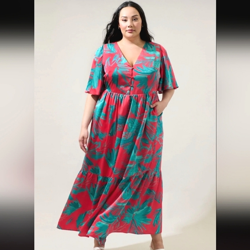 NWT Maxi Dress 2X - Sugarlips Palm Tropics Pismo Button Down Flutter Sleeve